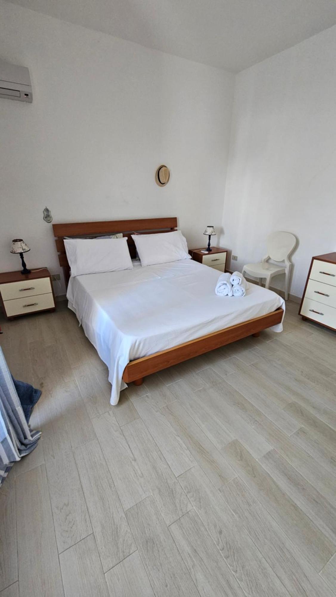 Isolahome Isola delle Femmine Esterno foto