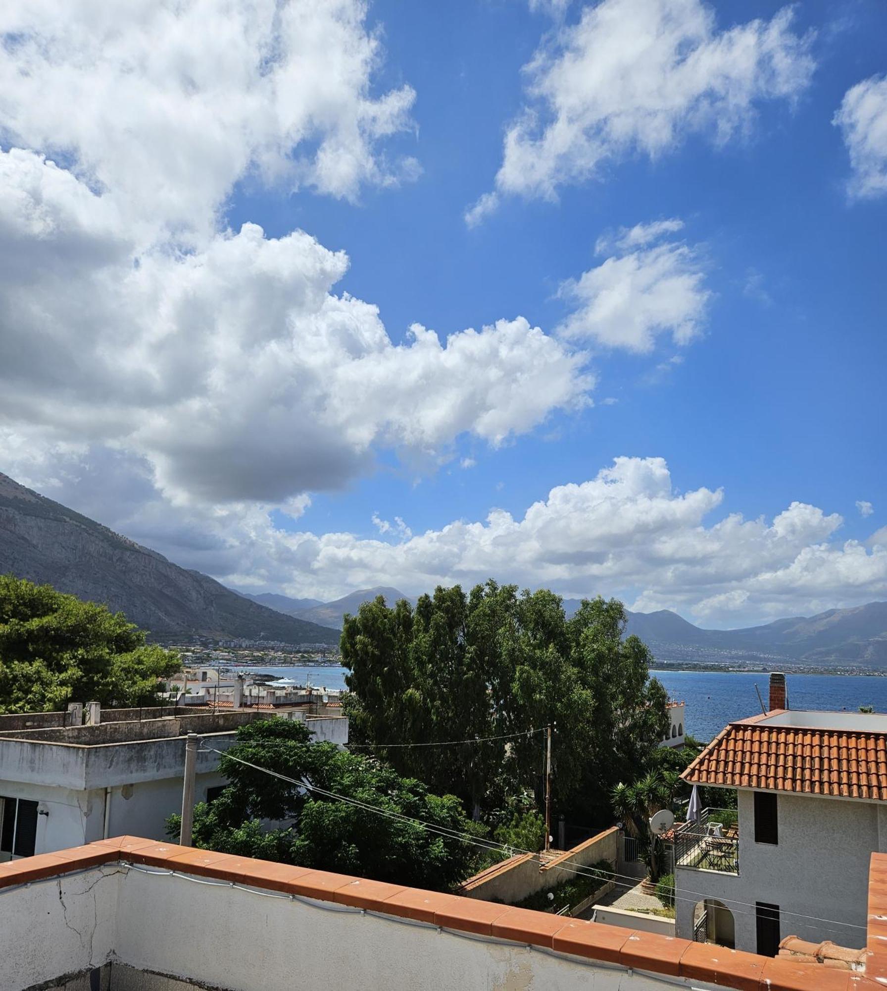 Isolahome Isola delle Femmine Esterno foto